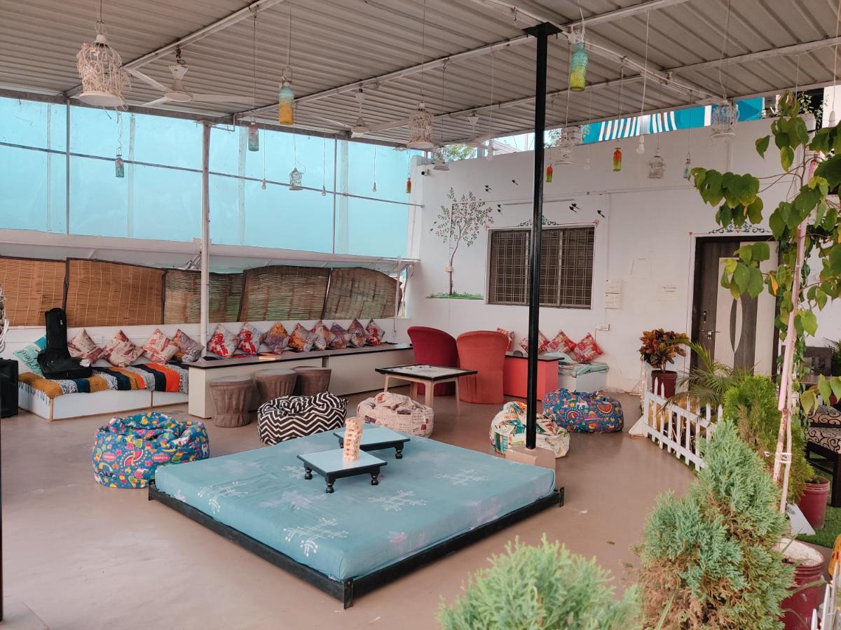 Musafir Hostel Udaipur Buitenkant foto