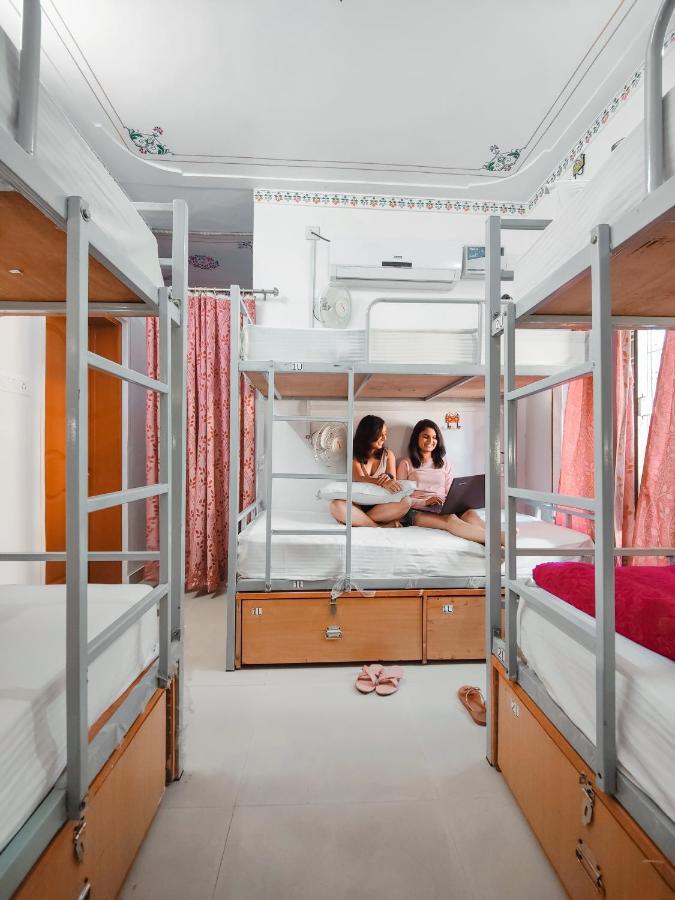 Musafir Hostel Udaipur Buitenkant foto