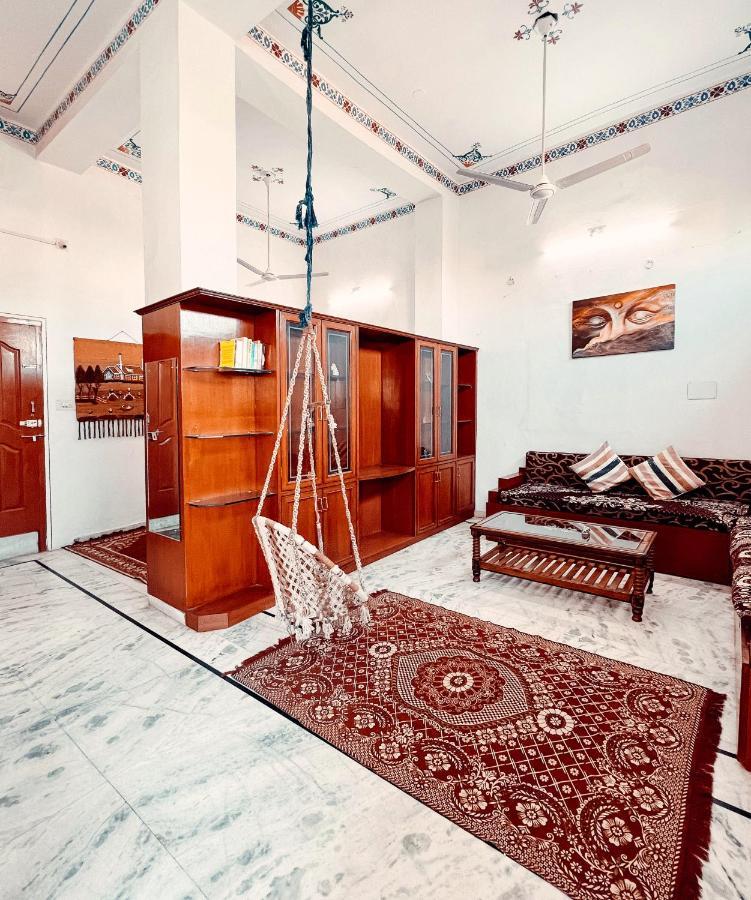 Musafir Hostel Udaipur Buitenkant foto