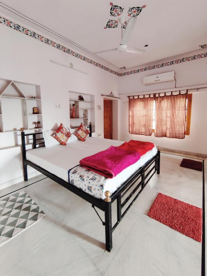 Musafir Hostel Udaipur Buitenkant foto