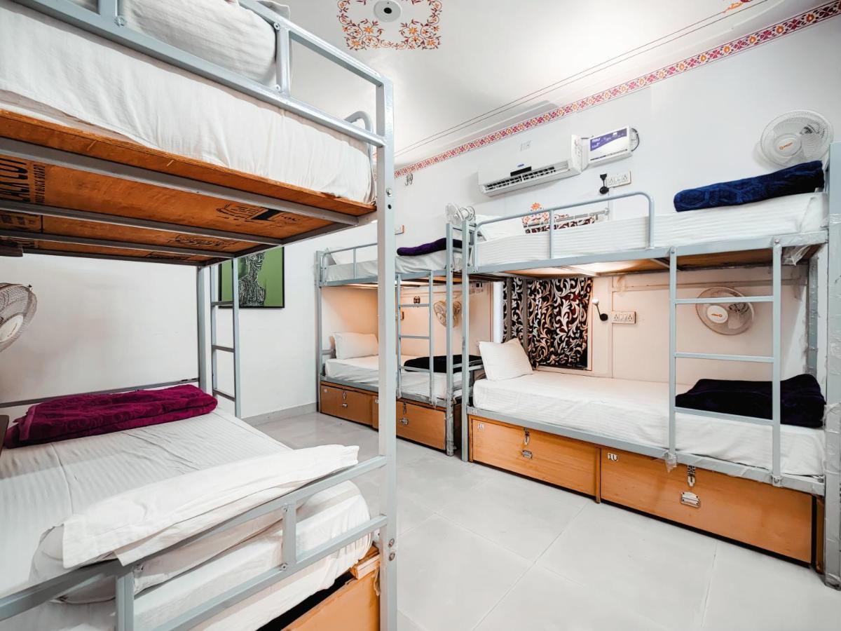 Musafir Hostel Udaipur Buitenkant foto