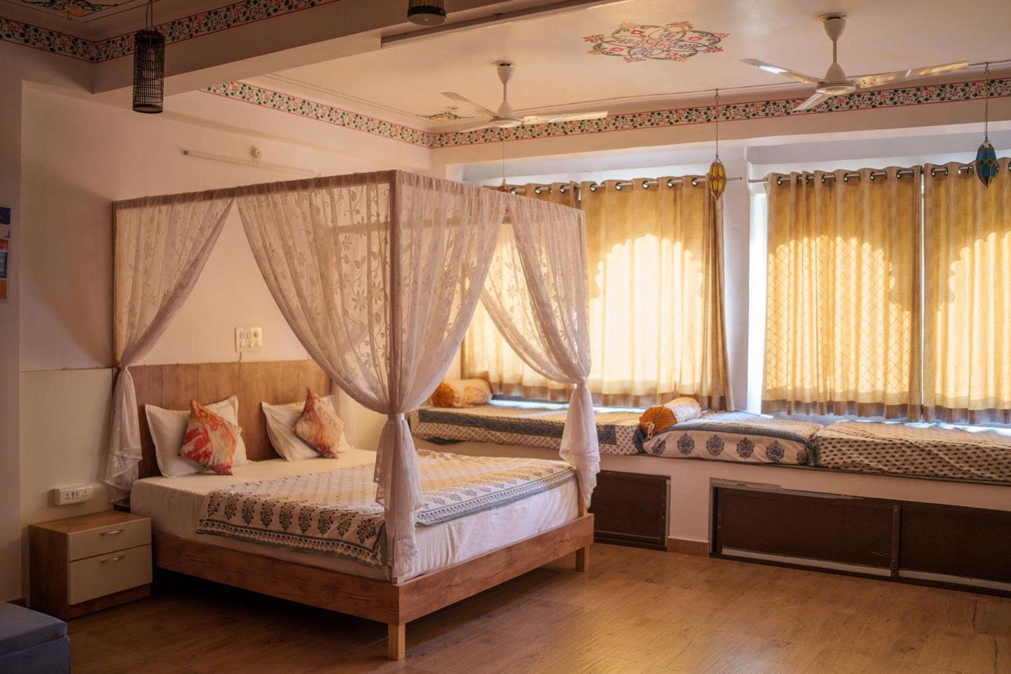 Musafir Hostel Udaipur Buitenkant foto
